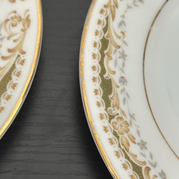 4 Queen Anne Signature Collection Select Fine China Bread/Dessert Plates - Picture 9 of 13